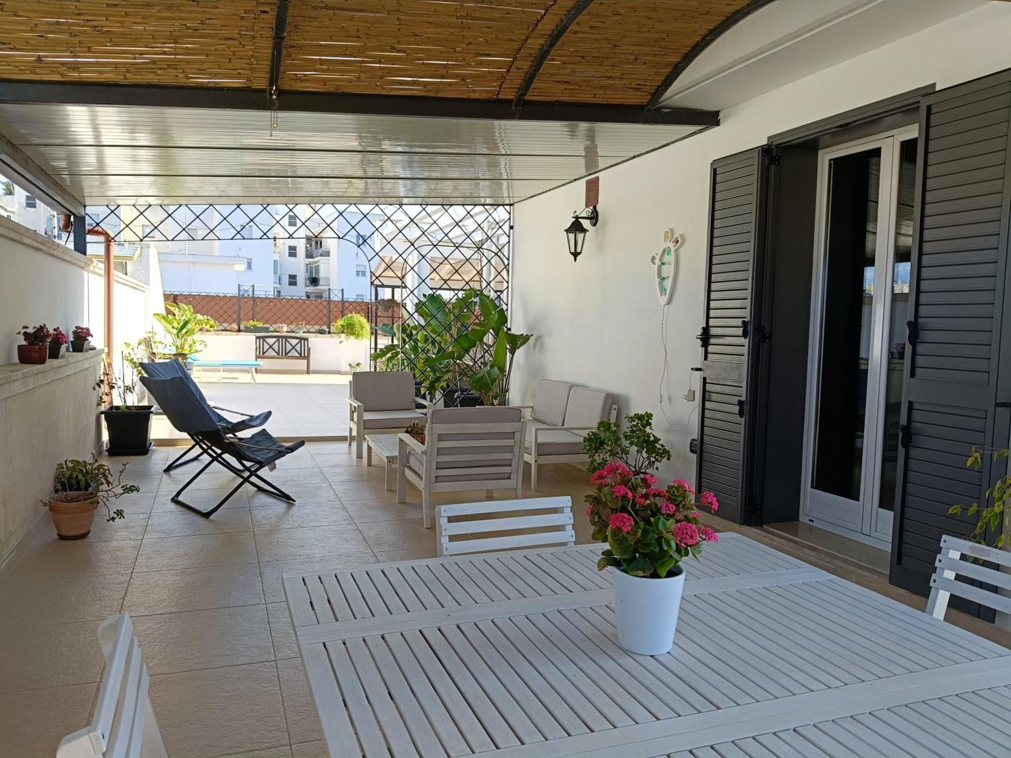 Terrazza 44 Apartment Lecce Luaran gambar